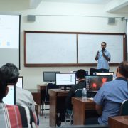52 Tenaga Kependidikan FTSP UII Mengikuti Pelatihan IoT