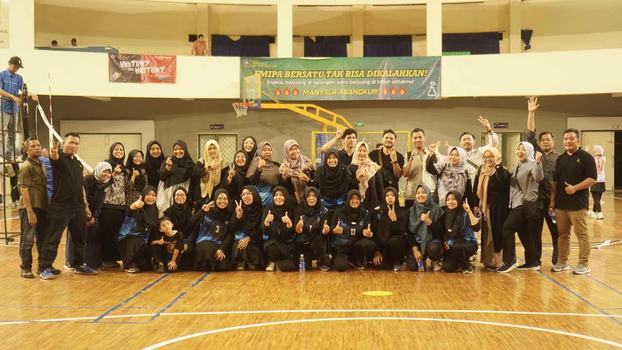 Tim Voli Putri FTSP UII Raih Juara 2 Dalam Rangka Milad Ke-81 UII